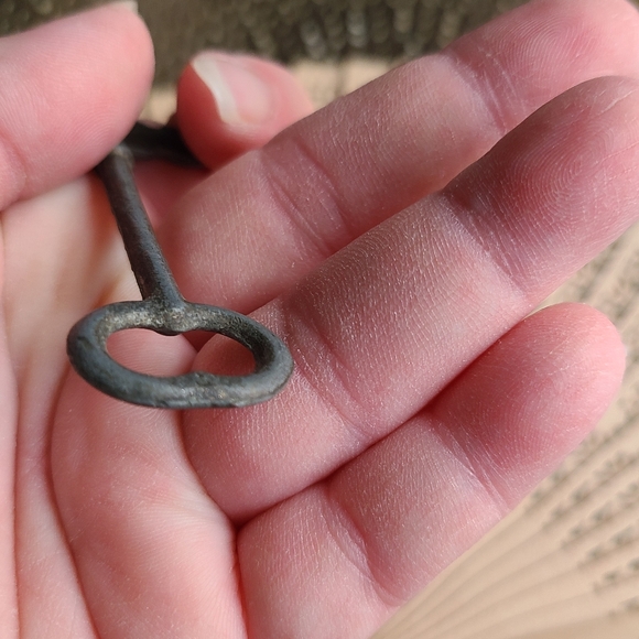 Antique Rustic Metal Key - Picture 7 of 10